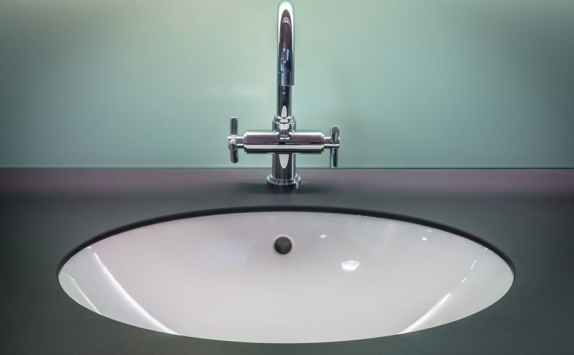 Changer un mitigeur sans couper l'eau : un dépannage à préparer